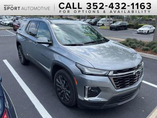 Sterling Gray Metallic 2023 Chevrolet Traverse RS