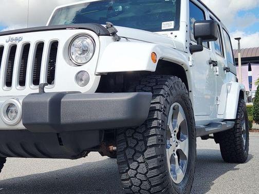 2017 Jeep Wrangler Unlimited Sahara