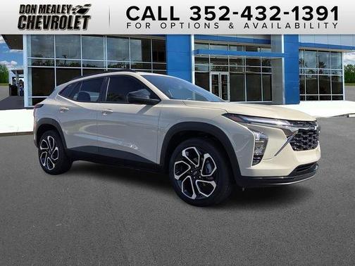 Tan 2026 Chevrolet Trax 2RS