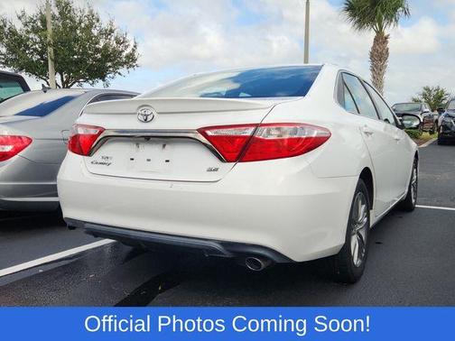 2016 Toyota Camry SE