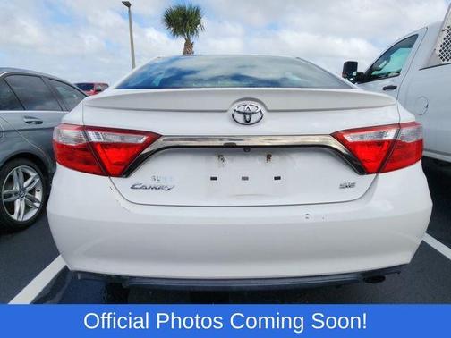 2016 Toyota Camry SE