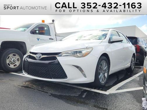 2016 Toyota Camry SE