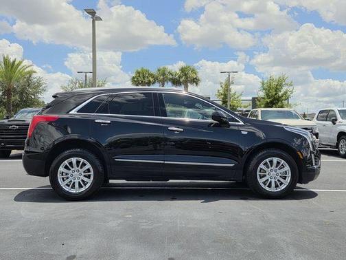 Stellar Black Metallic 2019 Cadillac XT5 Base