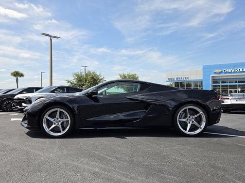 2024 Chevrolet Corvette E-Ray