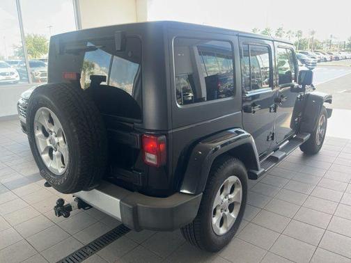 2013 Jeep Wrangler Unlimited Sahara
