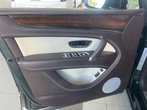 2019 Bentley Bentayga V8