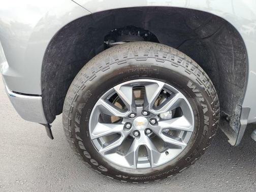 Gray 2025 Chevrolet Silverado 1500 LT