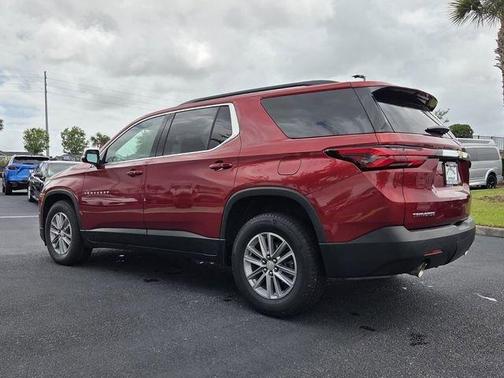 Cherry Red Tintcoat 2022 Chevrolet Traverse LT Leather