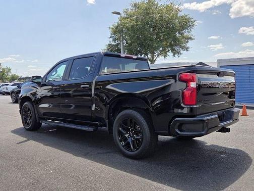 Black 2022 Chevrolet Silverado 1500 Limited Custom