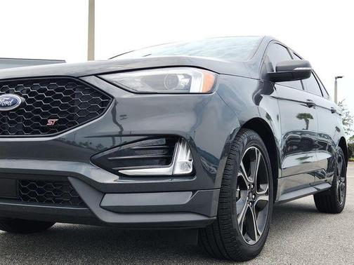2021 Ford Edge ST