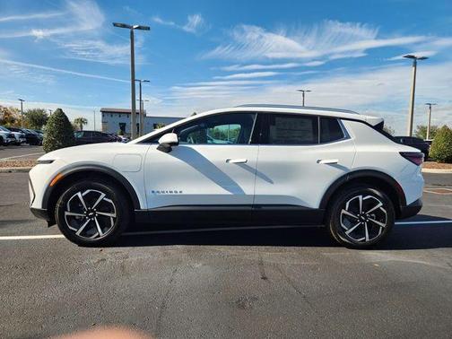 2026 Chevrolet Equinox EV LT 2
