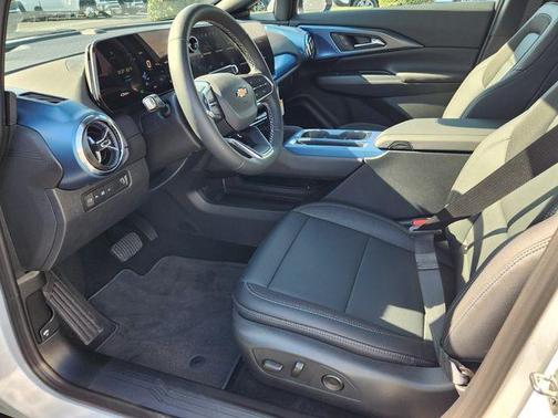 2026 Chevrolet Equinox EV LT 2