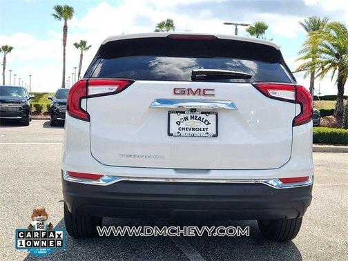 2022 GMC Terrain SLT