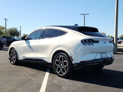 2022 Ford Mustang Mach-E GT