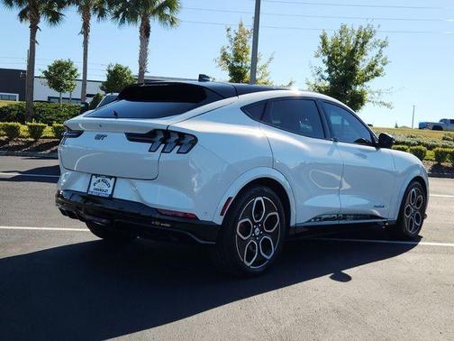 2022 Ford Mustang Mach-E GT