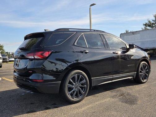Mosaic Black Metallic 2024 Chevrolet Equinox RS