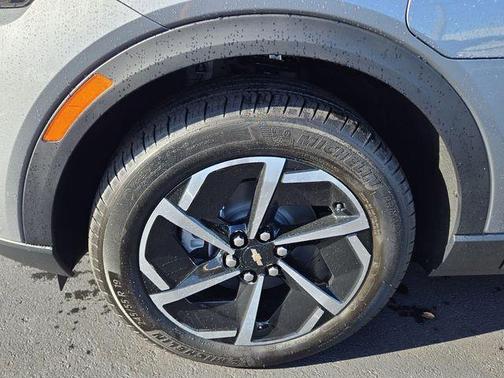 2026 Chevrolet Equinox EV LT 2