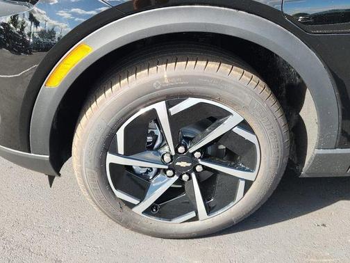 2026 Chevrolet Equinox EV LT 1