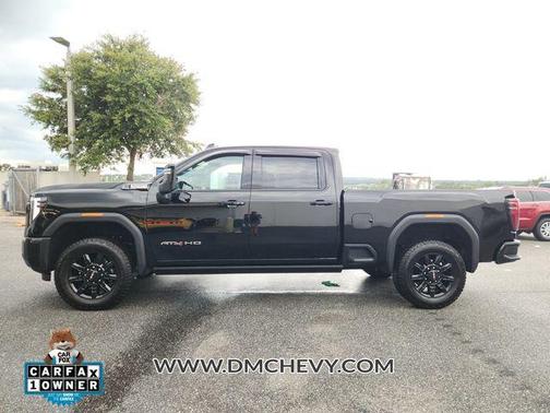 2025 GMC Sierra 2500 AT4