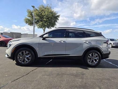 2024 Kia Sportage SX