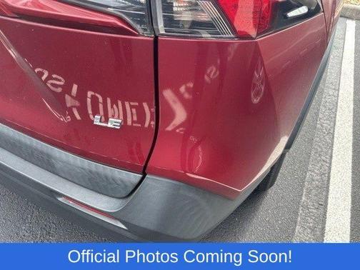 2019 Toyota RAV4 LE
