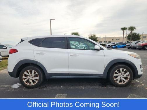 2019 Hyundai TUCSON SE