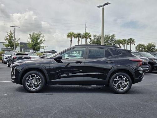 Black 2026 Chevrolet Trax LT