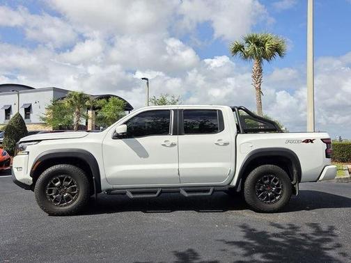 Glacier White 2022 Nissan Frontier PRO-4X