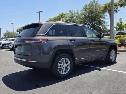 Metallic 2025 Jeep Grand Cherokee Laredo X