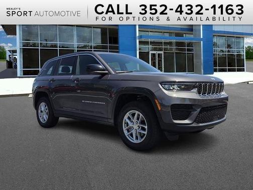 Metallic 2025 Jeep Grand Cherokee Laredo X