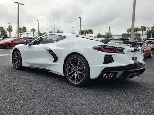 Arctic White 2023 Chevrolet Corvette Stingray w/2LT