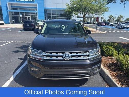 Deep Black Pearl Effect 2018 Volkswagen Atlas 3.6L SE