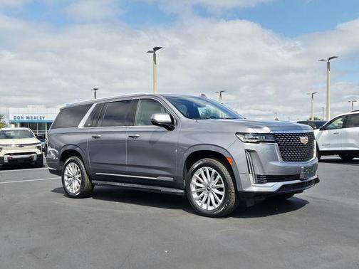 2021 Cadillac Escalade ESV Luxury