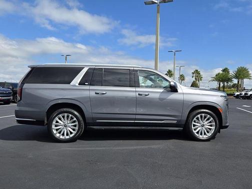 2021 Cadillac Escalade ESV Luxury