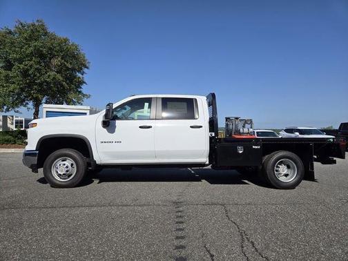 2024 Chevrolet Silverado 3500 WT