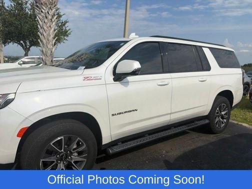 Pearl 2023 Chevrolet Suburban Z71