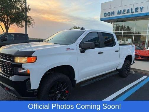 Summit White 2021 Chevrolet Silverado 1500 Custom Trail Boss