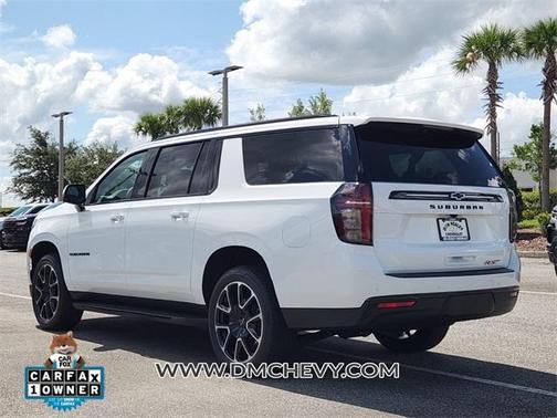 2024 Chevrolet Suburban RST