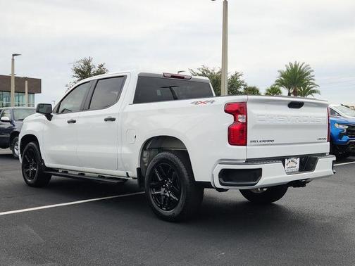 2022 Chevrolet Silverado 1500 Custom