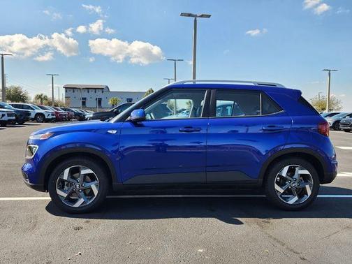 2022 Hyundai VENUE Limited