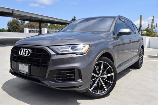 2021 Audi Q7 55 Premium Plus