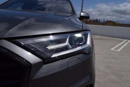 2021 Audi Q7 55 Premium Plus