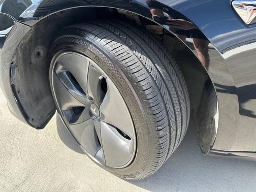 Black 2019 Tesla Model 3 Long Range
