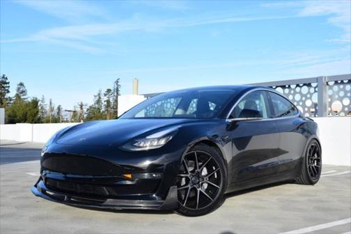 2018 Tesla Model 3 Long Range