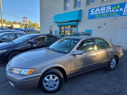 1999 Toyota Camry LE