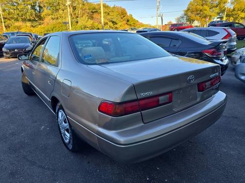 1999 Toyota Camry LE
