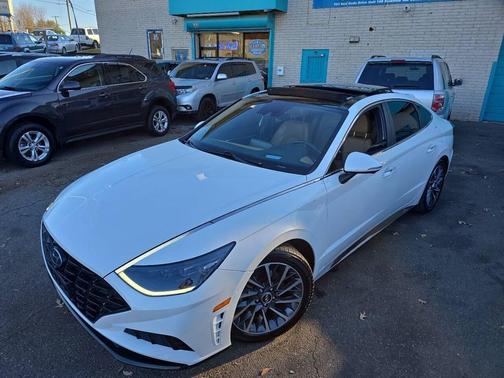 2021 Hyundai SONATA Limited