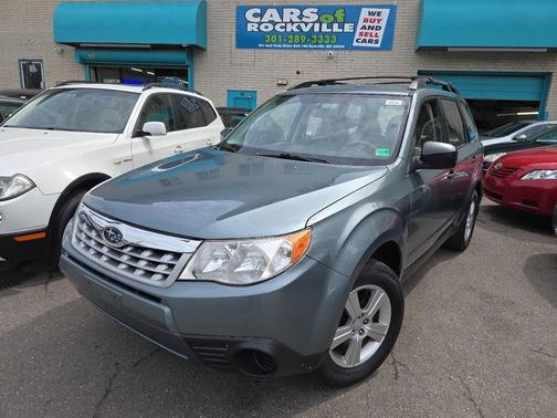 Blue 2013 Subaru Forester 2.5X
