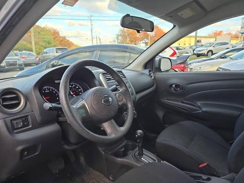 2012 Nissan Versa 1.6 S