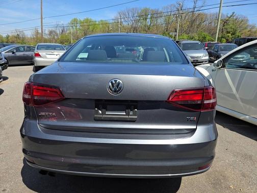 Platinum Gray Metallic 2016 Volkswagen Jetta 1.4T S